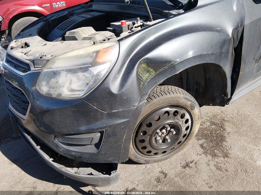 2017 CHEVROLET EQUINOX auction photo 6