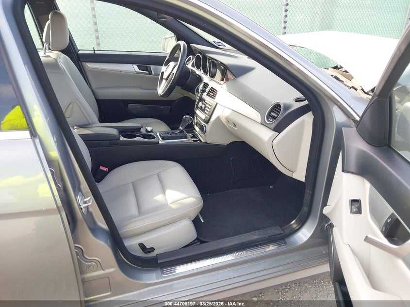 2013 Mercedes-Benz C 250