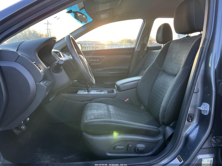 2017 Nissan Altima 2.5/S/Sv/Sl/Sr