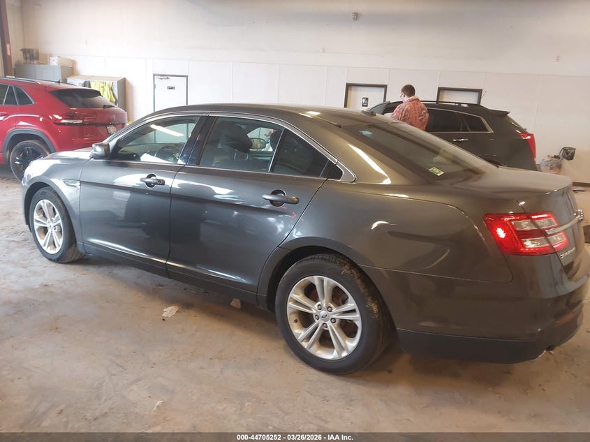 2017 Ford Taurus Sel