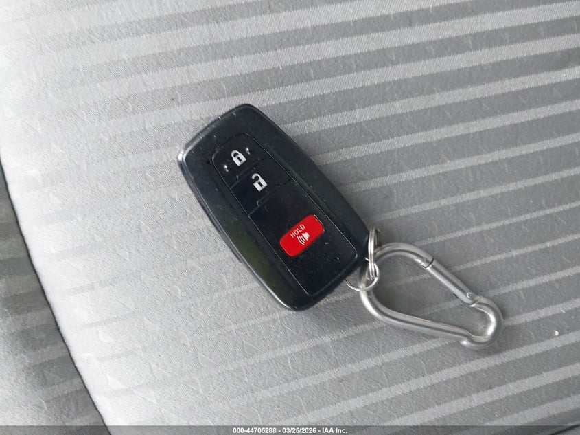 TOYOTA PRIUS - zdjęcie 11