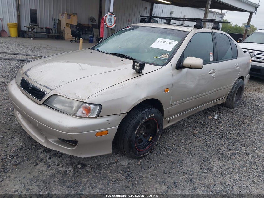 2000 Infiniti G20 Luxury/Touring