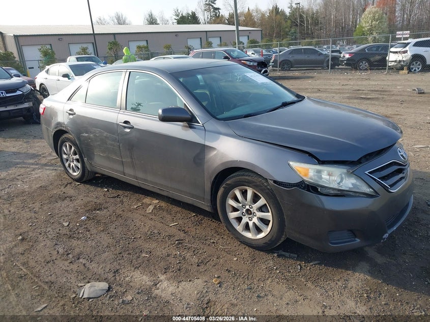 2011 Toyota Camry Le