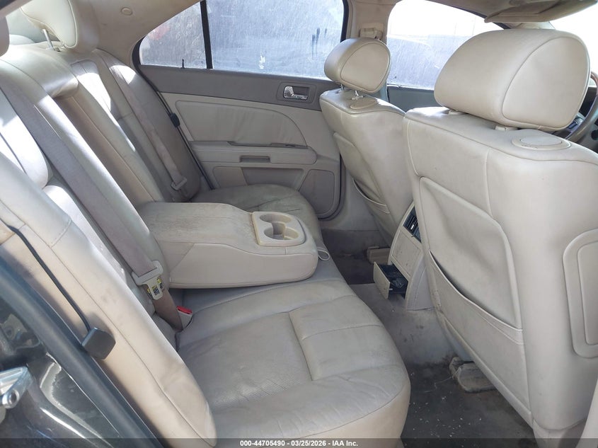 2005 Cadillac Sts V6 VIN: 1G6DW677X50165019 Lot: 44705490