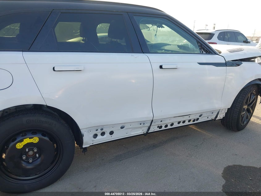 2025 Land Rover Range Rover Velar P250 Dynamic Se VIN: SALYL2EX5SA806322 Lot: 44705513