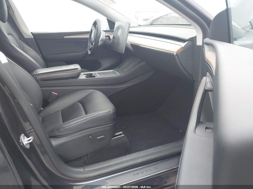 2024 Tesla Model Y Long Range Single Motor Rear-Wheel Drive/Rwd