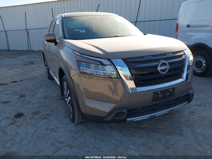 2024 Nissan Pathfinder Platinum 4Wd