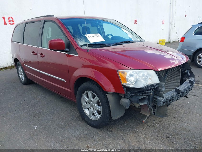 2012 Chrysler Town & Country Touring