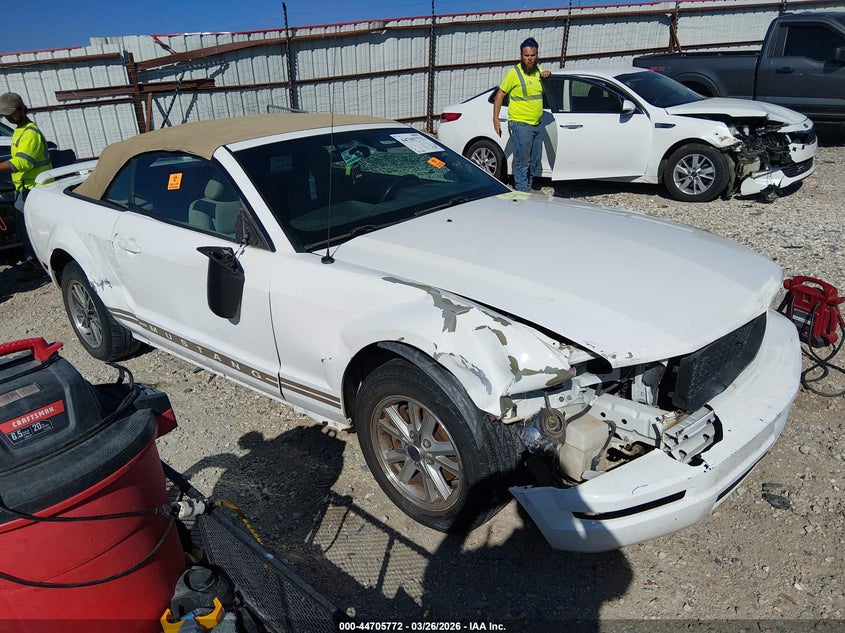 2006 Ford Mustang V6