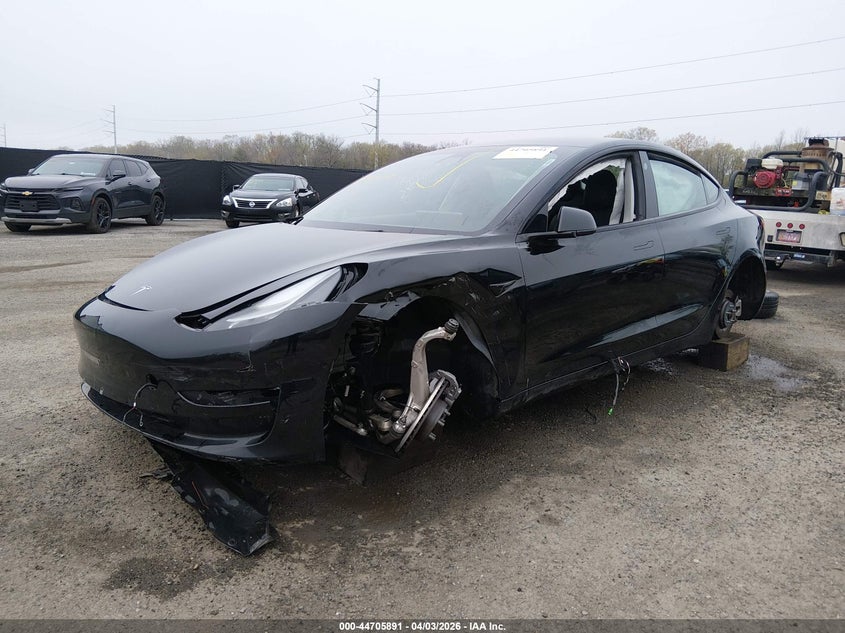 2022 Tesla Model 3 Rear-Wheel Drive
