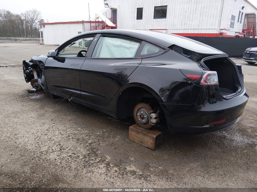 2022 Tesla Model 3 Rear-Wheel Drive