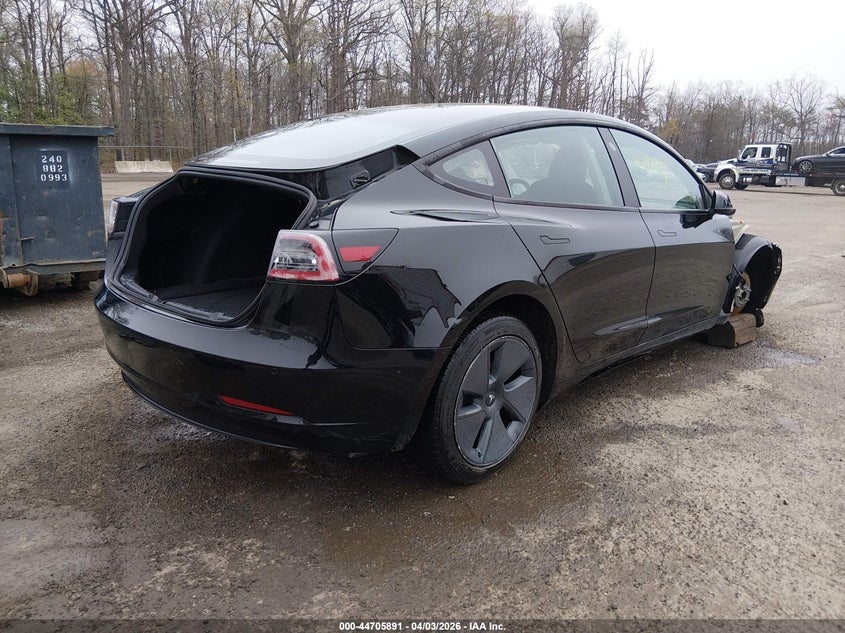 2022 Tesla Model 3 Rear-Wheel Drive