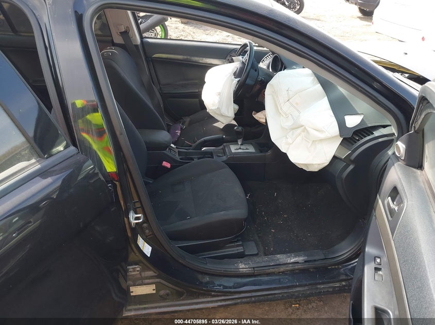 2015 Mitsubishi Lancer Se