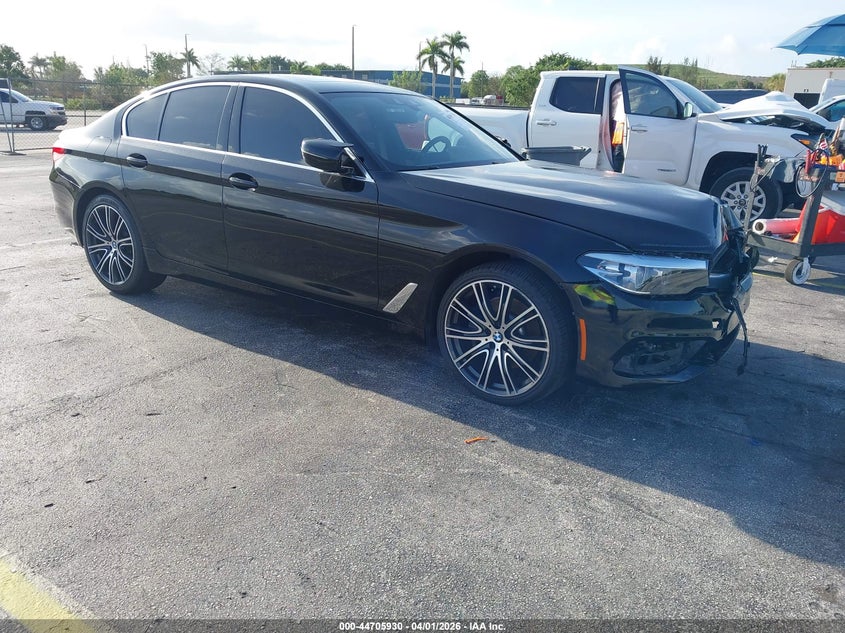2019 BMW 530I
