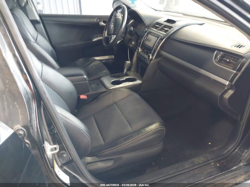 2013 TOYOTA CAMRY auction photo 5