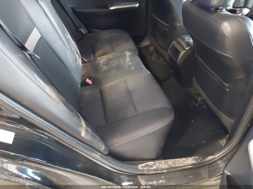 2013 TOYOTA CAMRY auction photo 8