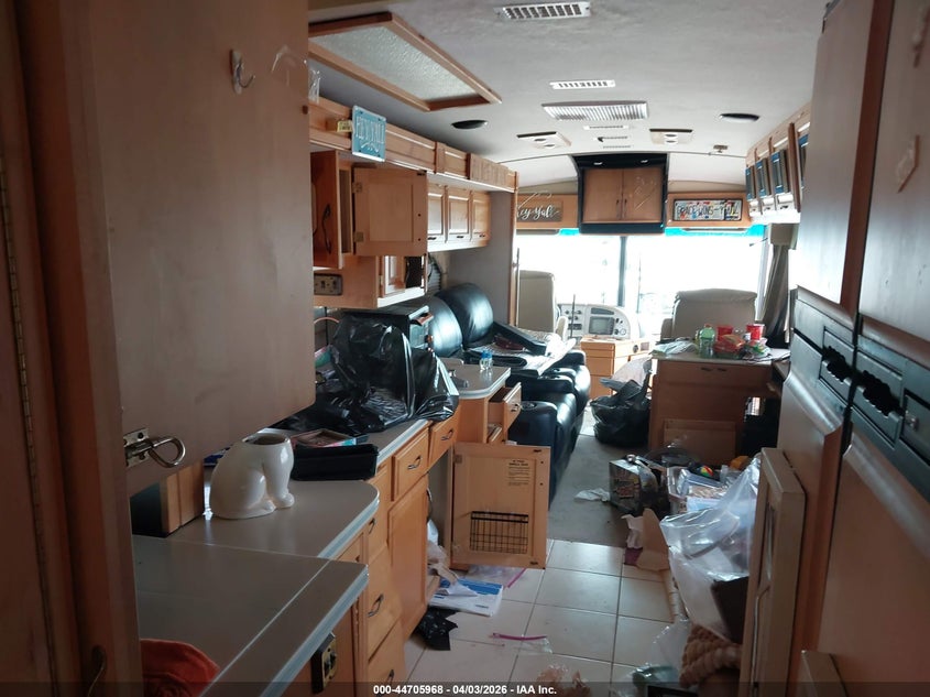 2001 SPARTAN MOTORS MOTORHOME auction photo 5