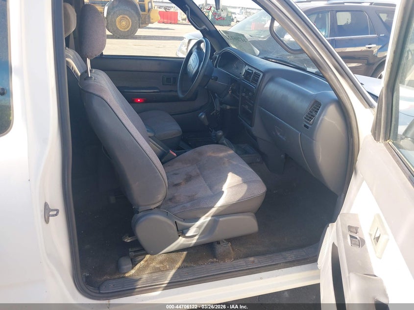 1997 Toyota Tacoma Base V6