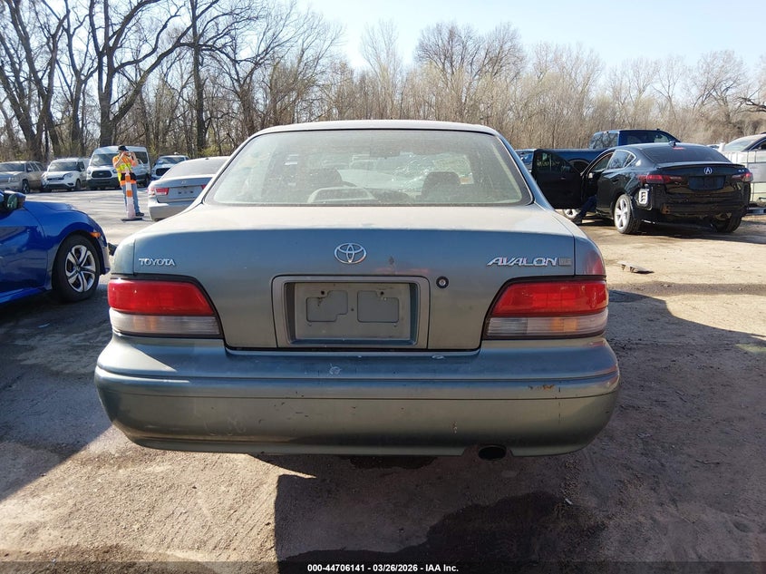 1997 Toyota Avalon Xls VIN: 4T1BF12B7VU206908 Lot: 44706141