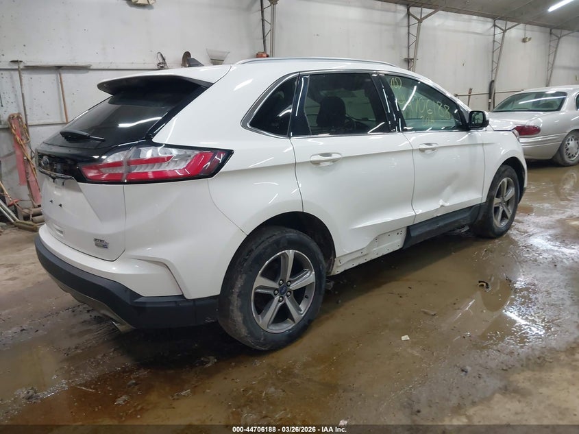 2020 Ford Edge Sel