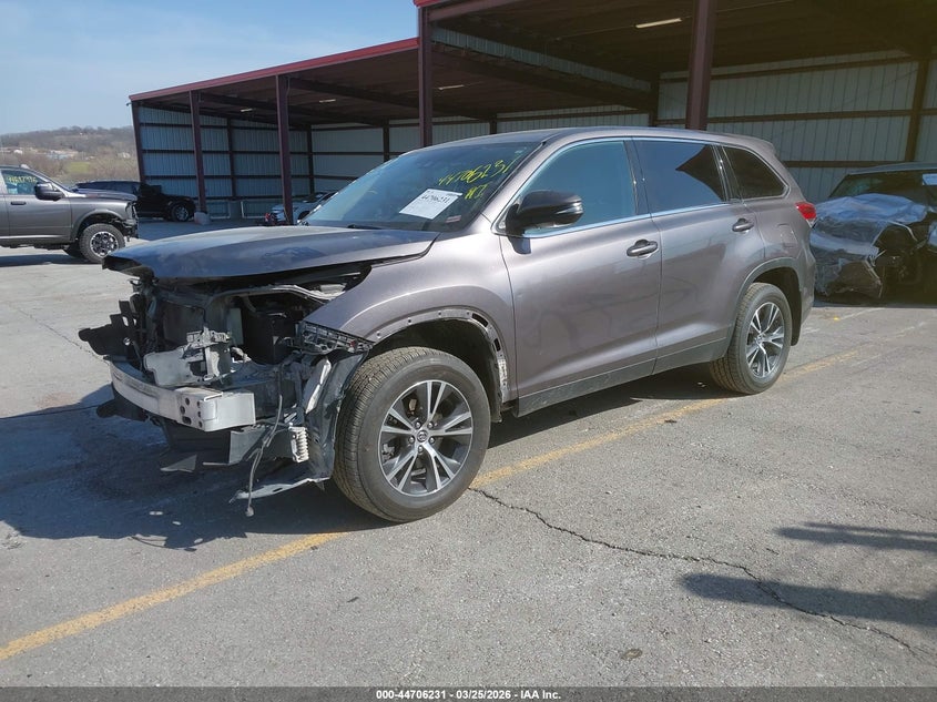 2019 Toyota Highlander Le