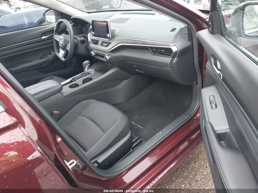 2025 Nissan Altima Sv Fwd