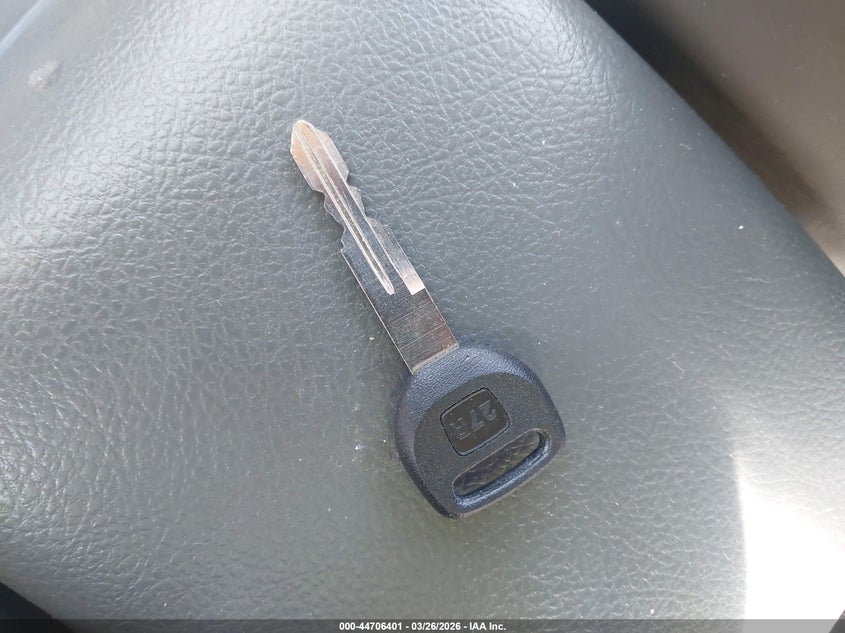 1998 Honda Passport Ex/Lx VIN: 4S6CM58W8W4423758 Lot: 44706401