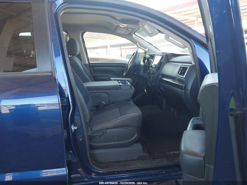 2022 Nissan Titan Sv 4X2