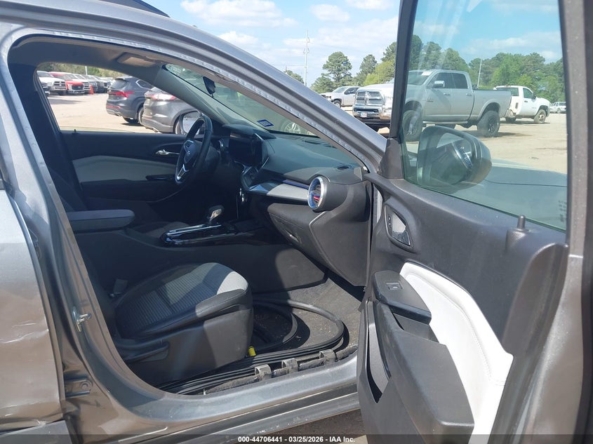 2025 Chevrolet Trax Fwd Lt