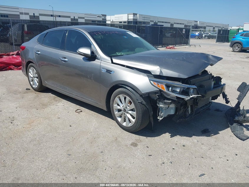 Vin: 5xxgu4l33jg238019, lot: 45203576, kia optima ex 2018 img_1