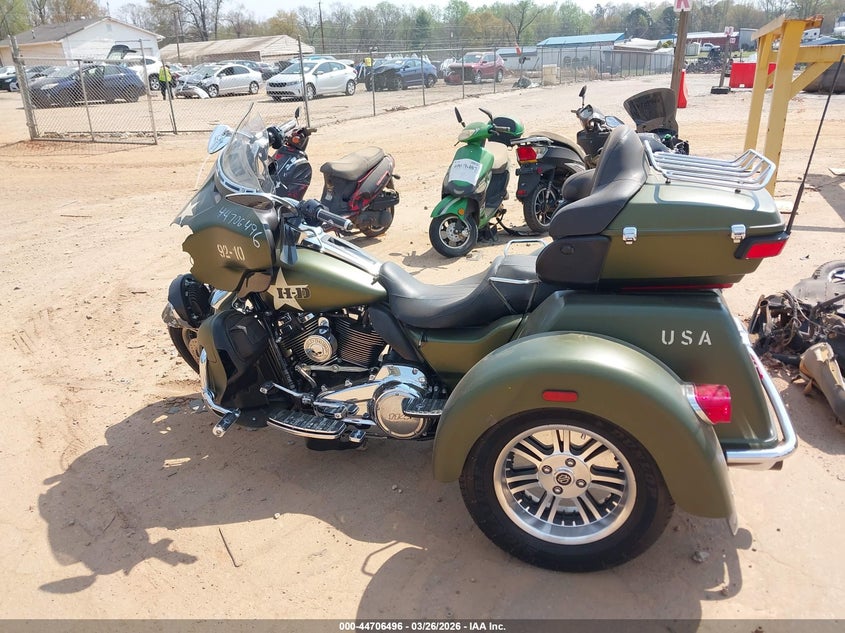 2022 Harley-Davidson Flhtcutg VIN: 1HD1MAF11NB854813 Lot: 44706496