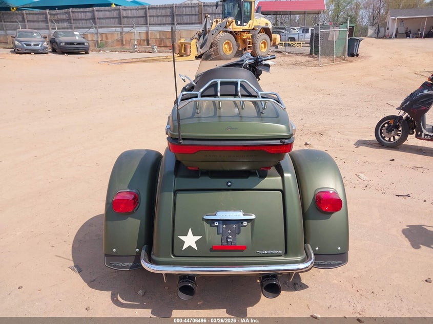 2022 Harley-Davidson Flhtcutg VIN: 1HD1MAF11NB854813 Lot: 44706496