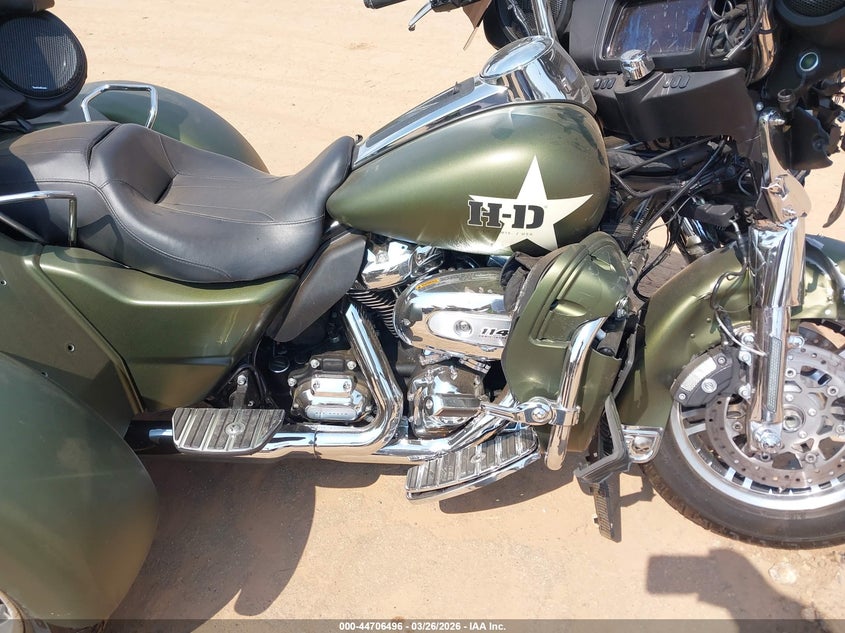 2022 Harley-Davidson Flhtcutg VIN: 1HD1MAF11NB854813 Lot: 44706496