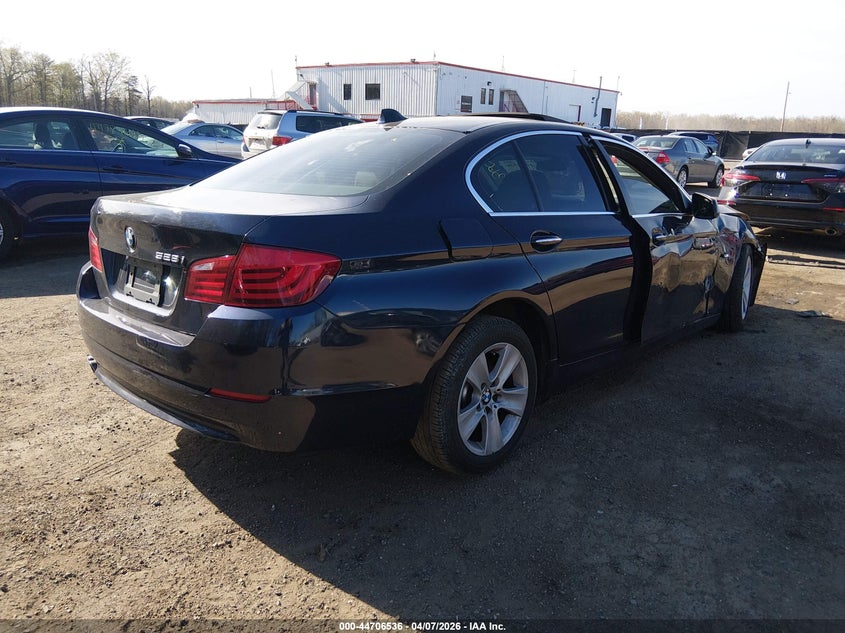2011 BMW 528I