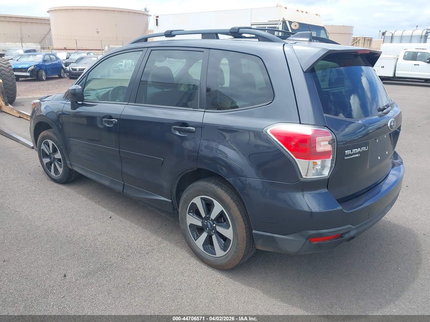 Vin: jf2sjagc7jh500639, lot: 45203702, subaru forester 2.5i premium 20183