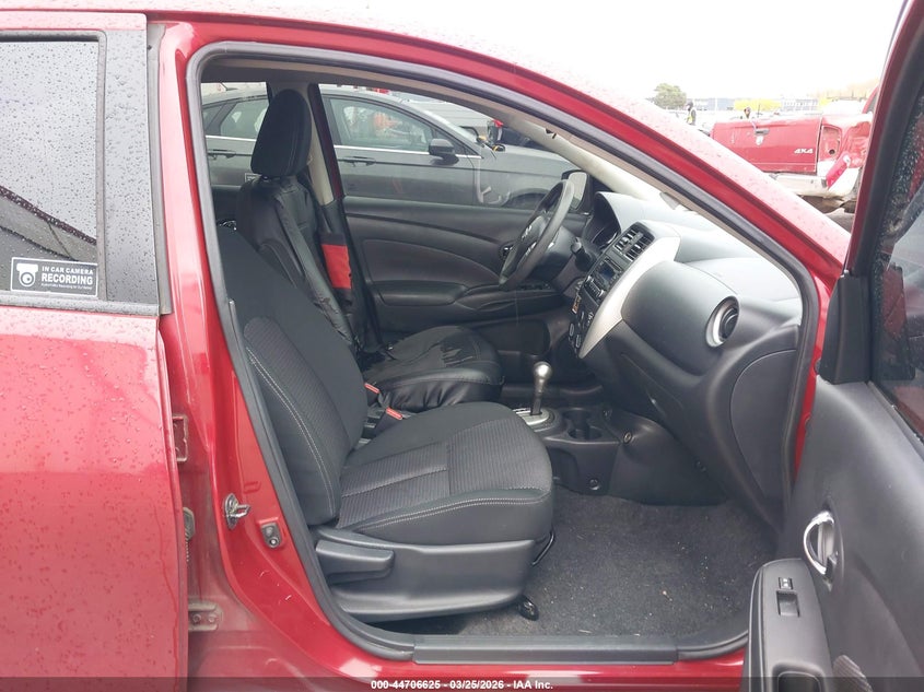 2017 Nissan Versa 1.6 Sv