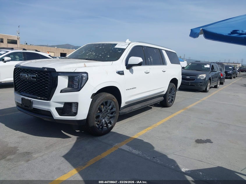 2024 GMC YUKON XL auction photo 2