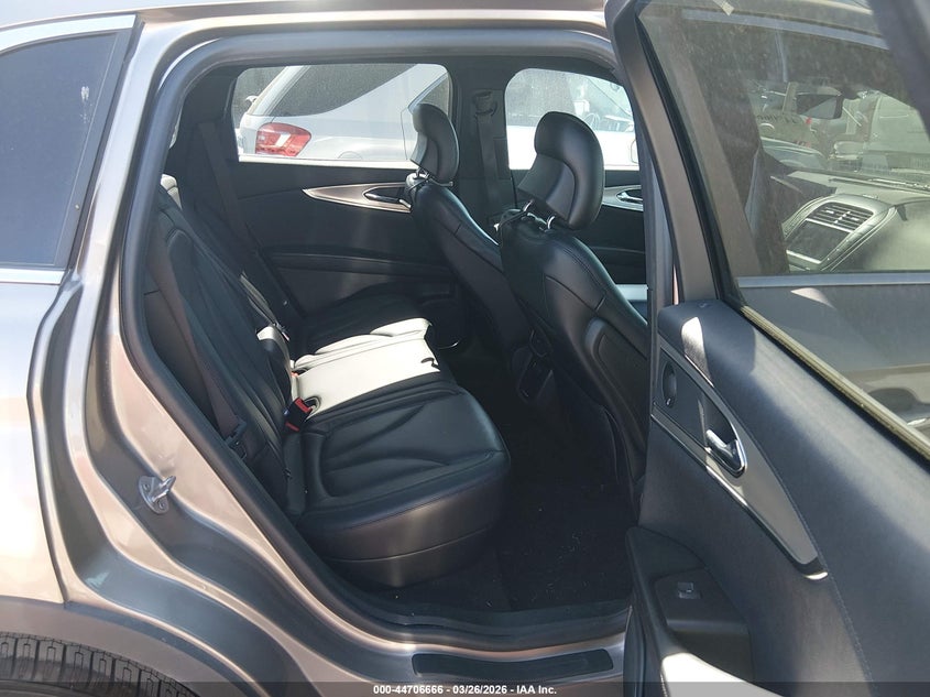2019 Lincoln Nautilus Reserve VIN: 2LMPJ6L97KBL47545 Lot: 44706666