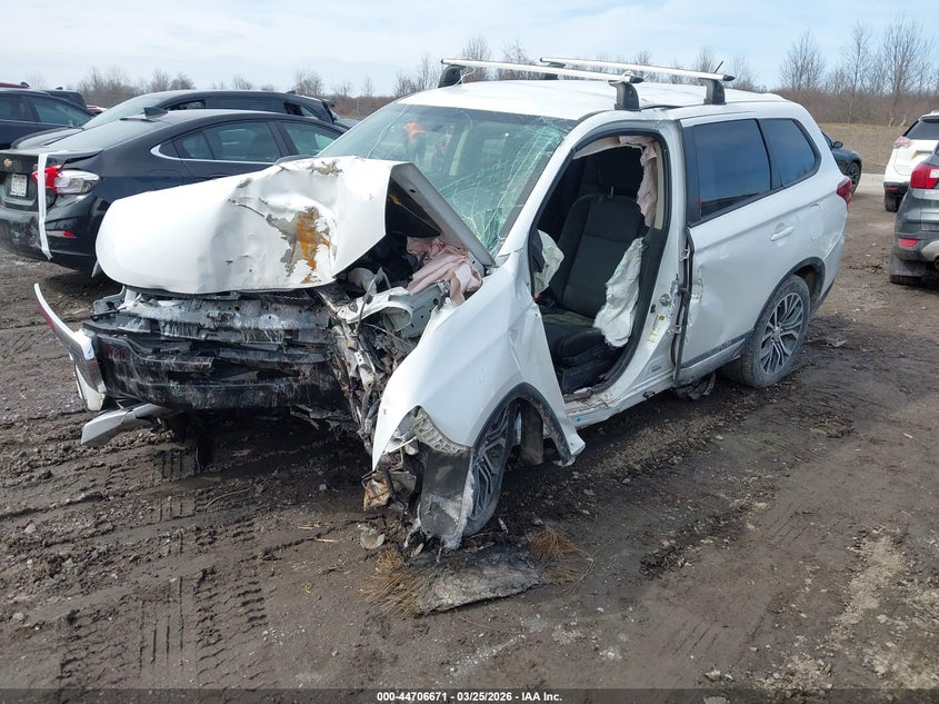 2016 Mitsubishi Outlander Es