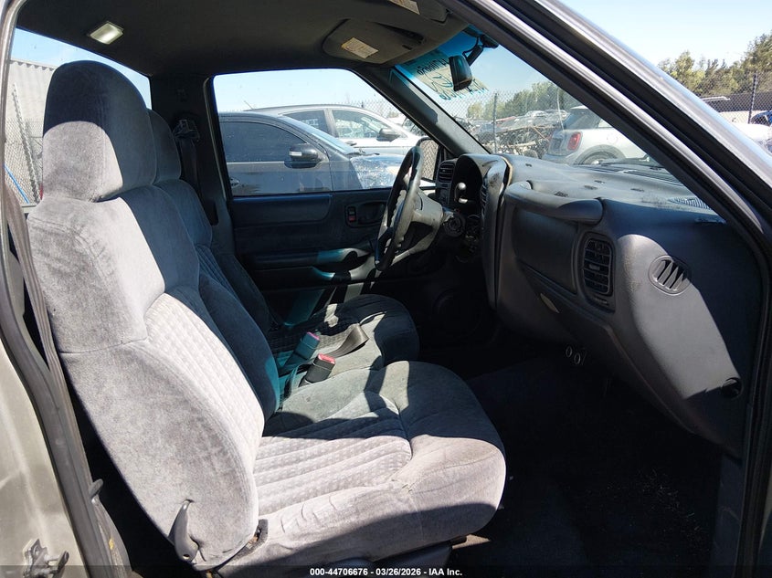 2001 Chevrolet S-10 Ls