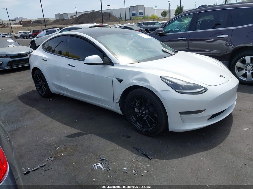 2021 Tesla Model 3 Standard Range Plus Rear-Wheel Drive