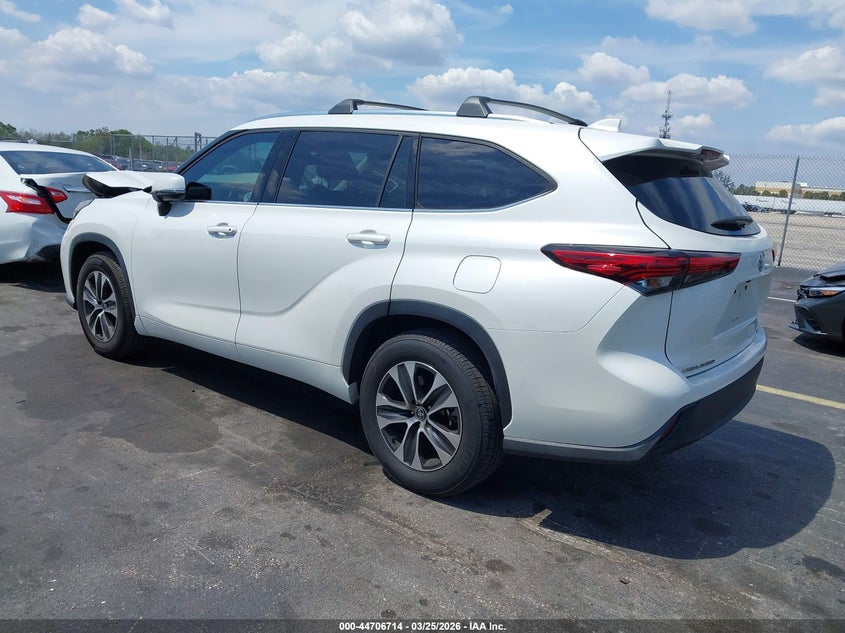 2020 Toyota Highlander Xle