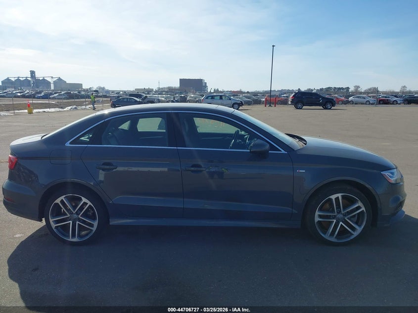 VIN WAUJEGFF5KA085468 2019 AUDI A3 45 PREMIUM