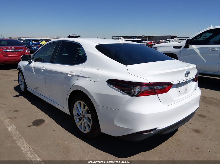 2023 Toyota Camry Le