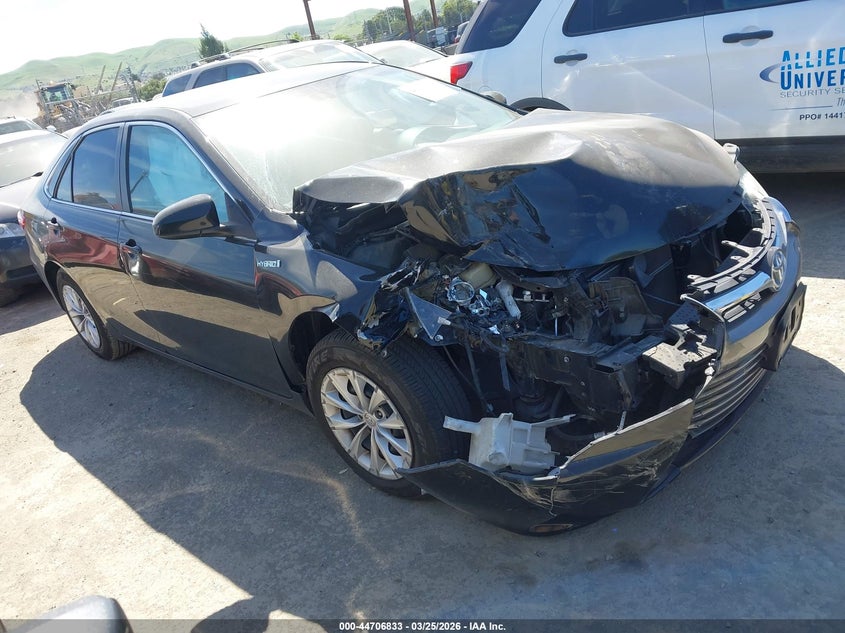 2017 Toyota Camry Hybrid Le