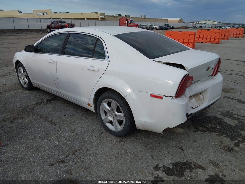 2011 CHEVROLET MALIBU auction photo 3