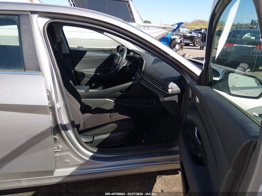 2025 Hyundai Elantra Sel Convenience