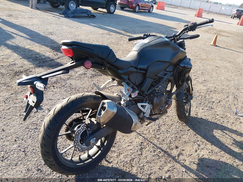 VIN MLHNC5555P5300030 2023 HONDA CBF300 NA
