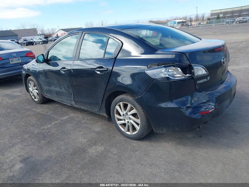 2012 Mazda 3 2.0 I Touring black Lot 111044707131 Vin JM1BL1V87C1522756
