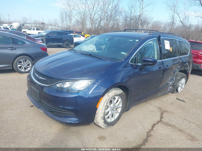 2020 Chrysler Voyager Lxi